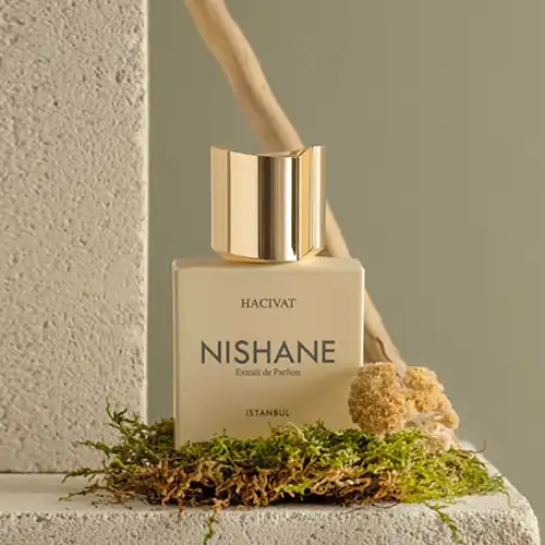 نیشانه هاجیوات، یکی از عطرهای مشابه با کرید اونتوس
