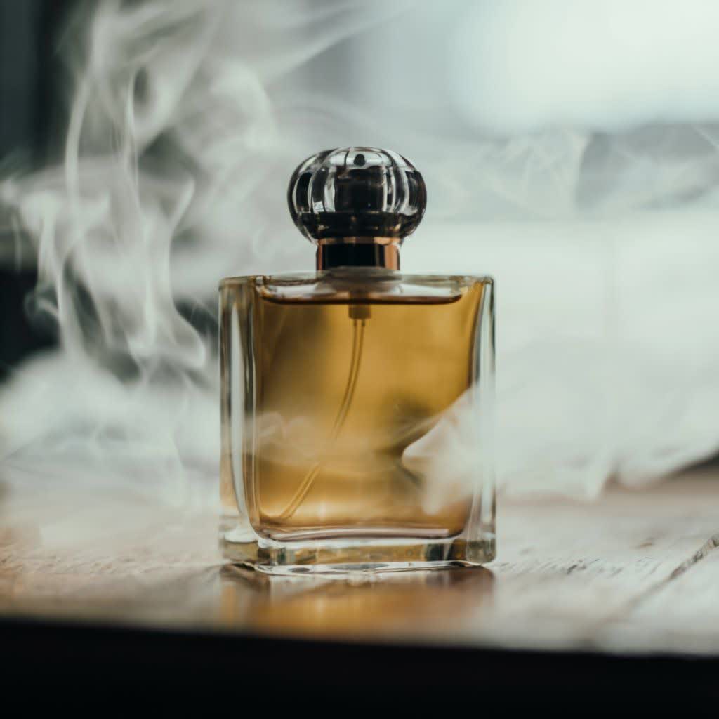 عطر برای سیگاری ها